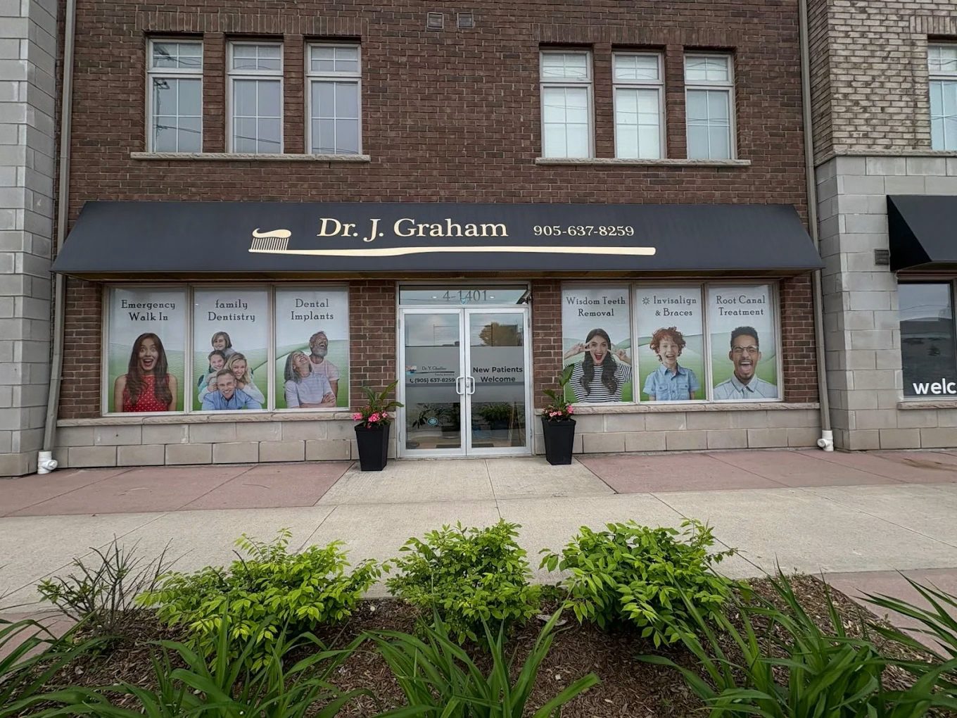Burlington Family Dentists clinic exterior